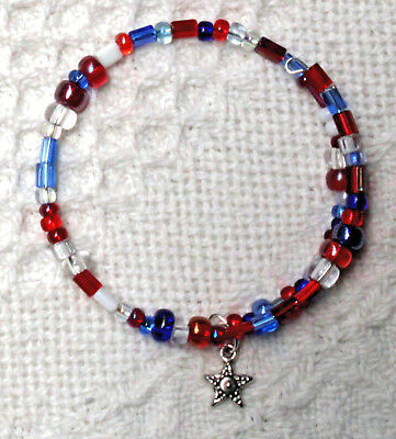 NEW Women's Red, White, Blue Czech Glass Beaded Wire Wrap Bracelet. cm9534