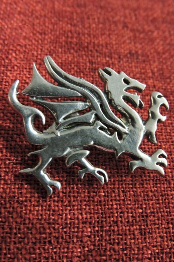 Dragon Welsh Brooch Celtic Pin Medieval Wales King Arthur Heraldry Silver Pewter