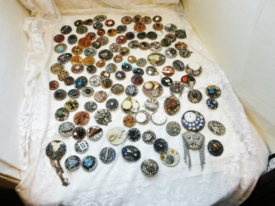ARTIST DESIGNED JEWELRY LOT BROOCHES, PINS AND EAR JEWELRY