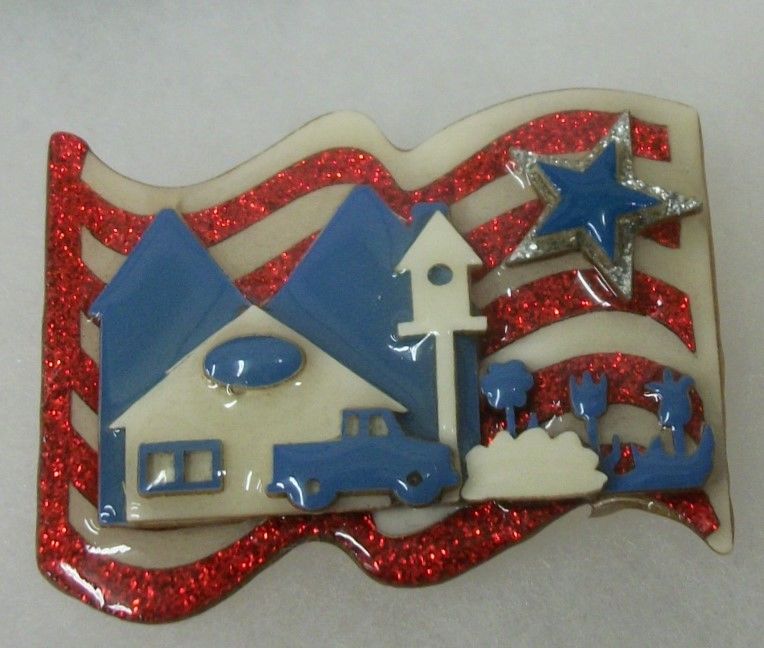 House Pins by Lucinda US Flag Patriotic Scene Birdhouse Truck w/ Gift Box