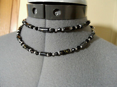 Magnetic HEMATITE Beaded Necklace Asian painted details Black Silver Gold Retro