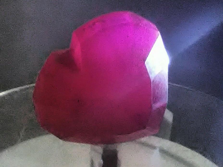 174ct Large Red Beryl Utah Bixbite Red Emerald Gemstone
