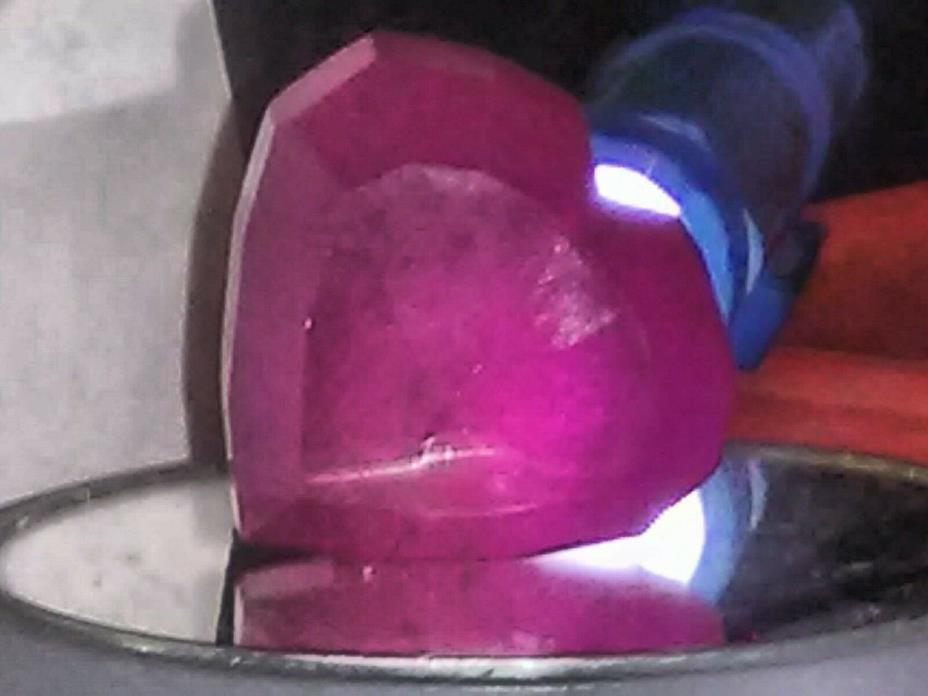 220ct Huge! Red Emerald Gorgeous Red Beryl Bixbite Gemstone