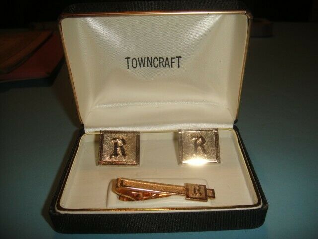 Towncraft Vintage LETTER INITIAL MONOGRAM Cuff Links & Tie BAR SET With Box NOS