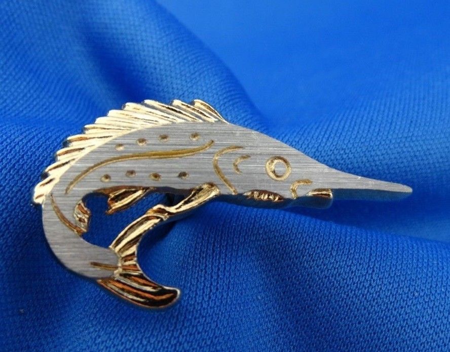 JS2 Unbranded Fish Swordfish Marlin Cufflinks Tie Tack Set Gold Silver Tone