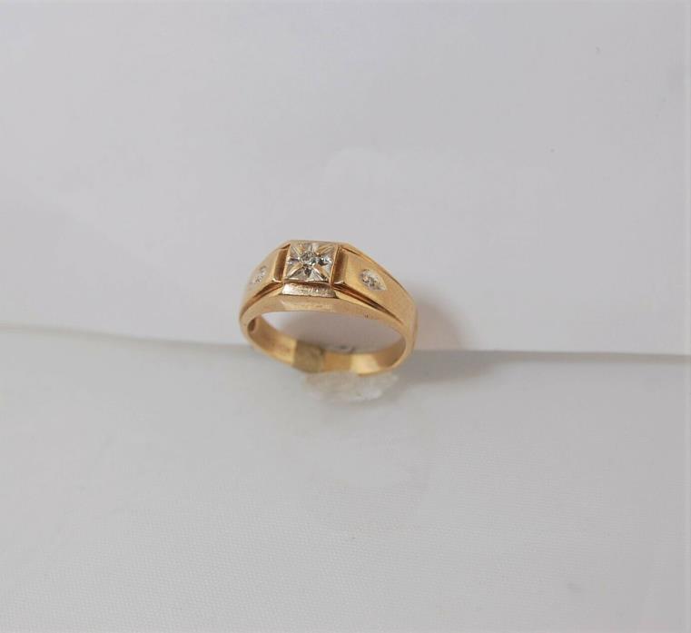 (50196)  Mens 10k gold multistone diamond ring
