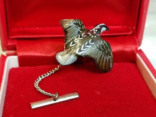 Vintage Wood QUAIL TIE TACK Hand Painted Bird Silver Toned Chain Pin #SCB65