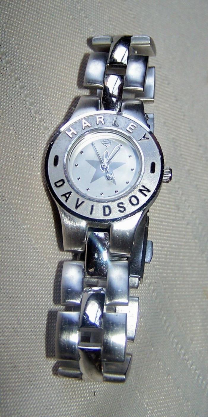 Harley Davidson Motorcycle Woman’s Silver Band Raised Logo Quartz Watch Nice One