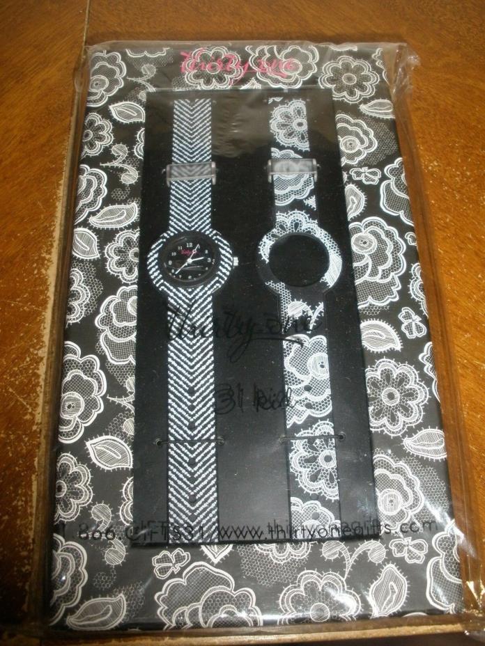 NEW Thirty One 31 Watch with extra band One size Black & white