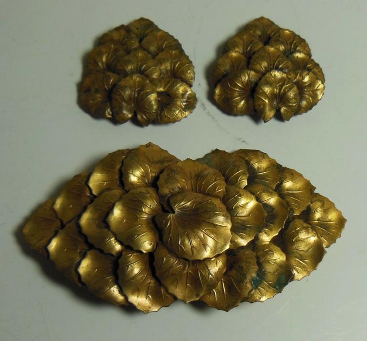 Vtg Gold Tone Lily Pad Design Buckle & Dress Clips Matching