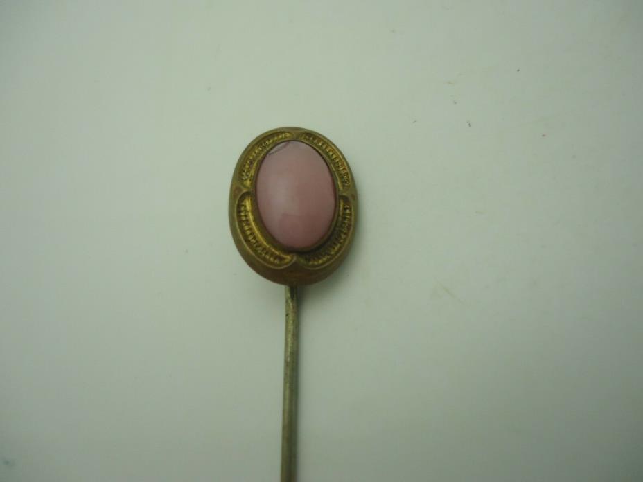 Art Deco Pink Pearlized Gold Tone Oval Hat Lapel Tie Scarf Stick Pin
