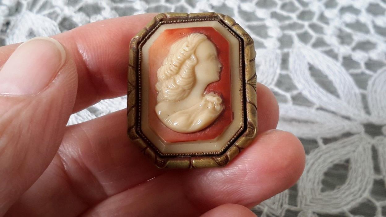 Vintage Czech Art Deco Celluloid Cream Cameo Brooch Pin
