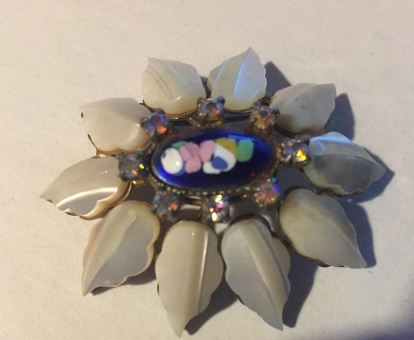 Vintage art deco enamel  flower brooch mother of pearl