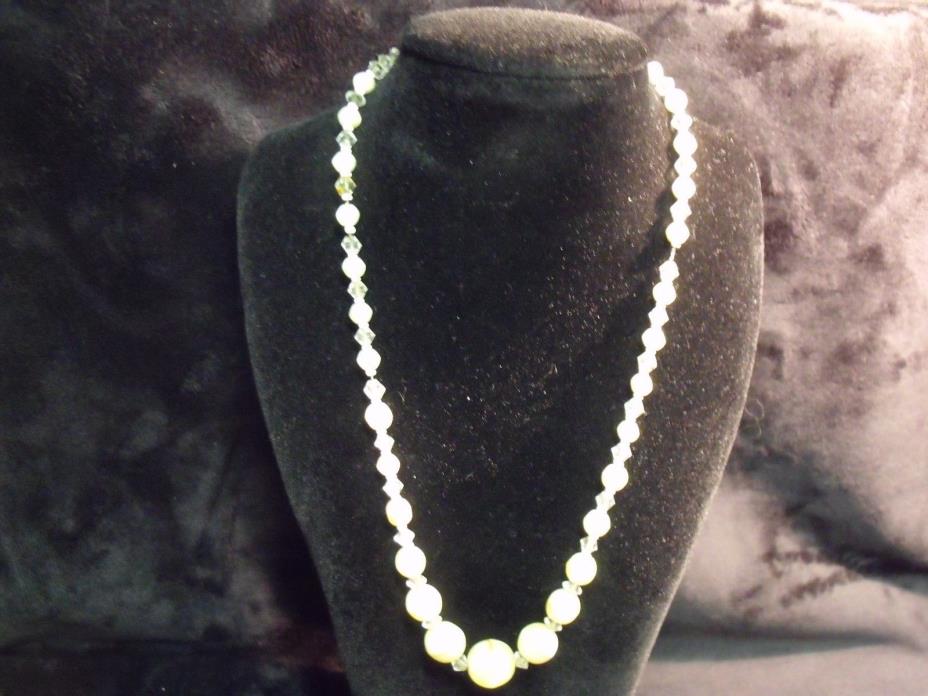 ART NOUVEAUX  MILKY SWIRL GLASS , MILK GLASS AND CRYSTAL BEAD NECKLACE
