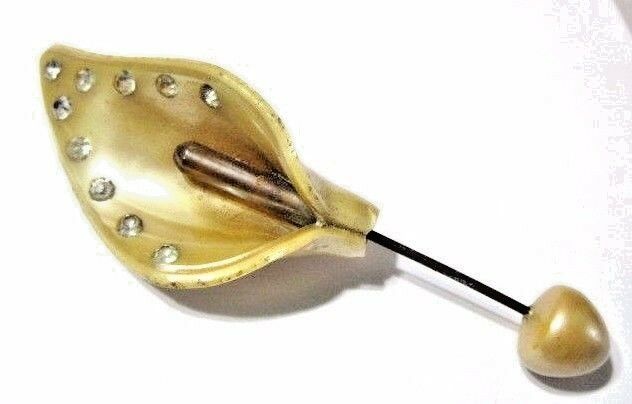 DOUBLE SIDED JABOT STICK PIN CELLULOID RHINESTONE VINTAGE CALLA LILLY FLOWER