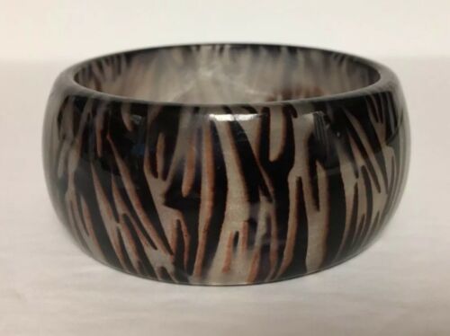 Vintage Layered Wide Lucite Bangle • Zebra Print • Opaque Silver Black Rust