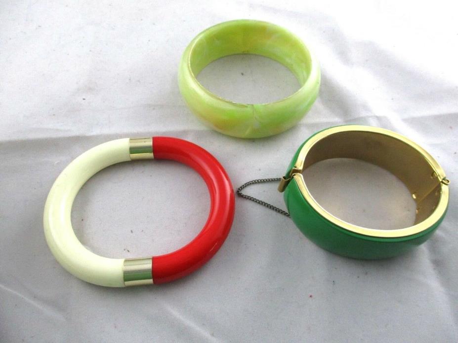 Lot of 3 (THREE) Mid-Century Mixed Material Bracelets NEW OLD STOCK Red Green