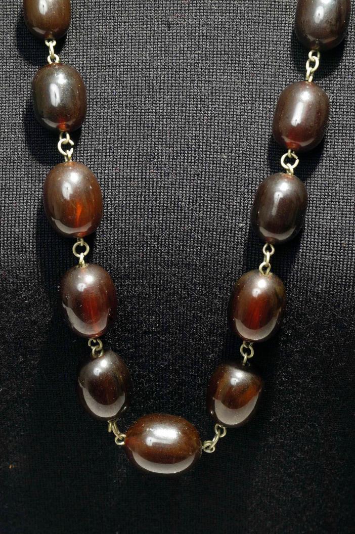 1930's vintage Bakelite necklace gr 94