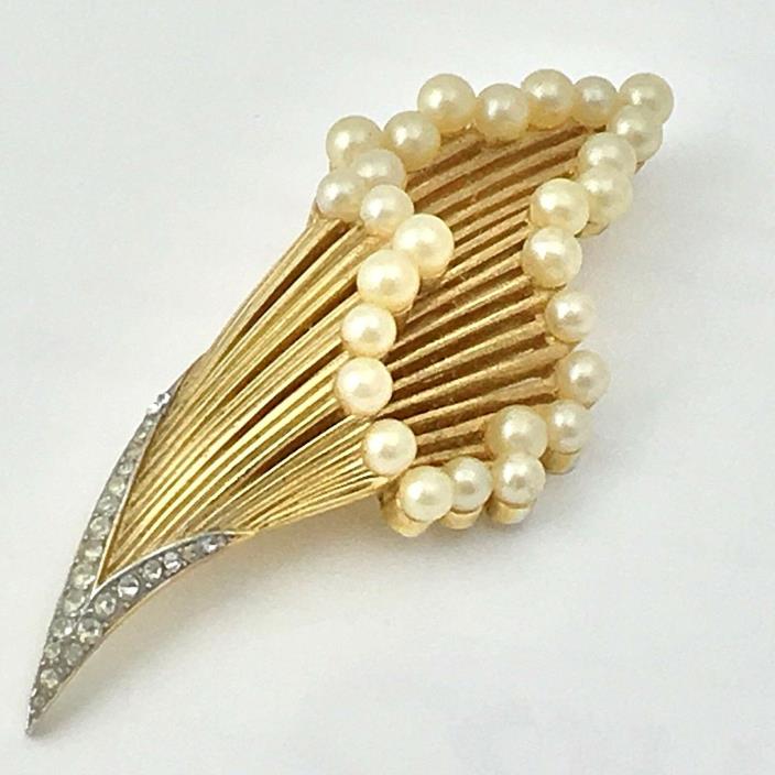 Vintage Signed Trifari Faux Pearl and Rhinestone Gold Tone Brooch Pin