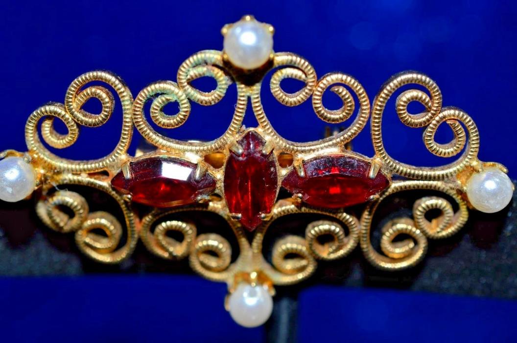 VINTAGE RED Rhinestone GOLD Brooch  Pin ships in 48 Hrs