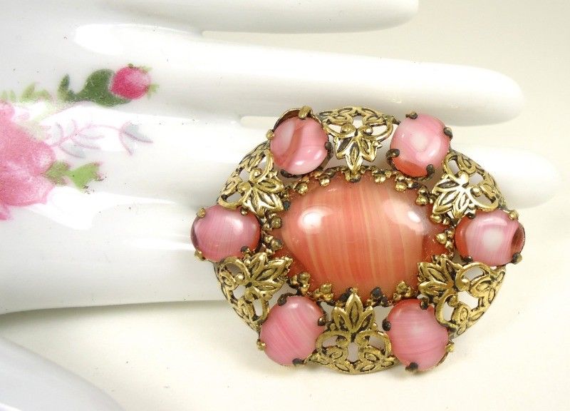 Fab Vintage Germany Ornate Pink Marbled Cabochon Gold-tone Brooch Pin