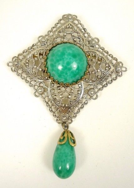 Fab Vtg W. Germany Green Marbled Cabochon & Bead Silver-tone Filigree Brooch Pin