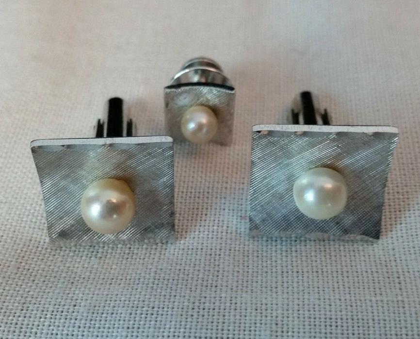 SET Matching Tie Tack Clasp Pin Cuff Links Silver Flat Matte Pearl in the middle