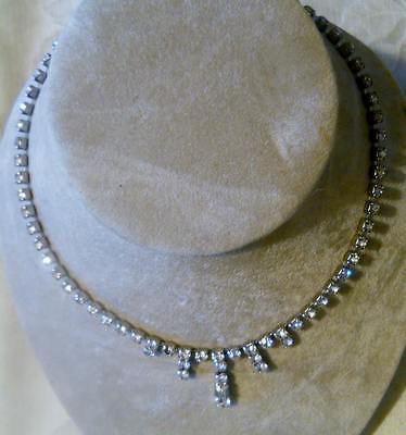 VINTAGE Tear Drop Style RHINESTONE NECKLACE - BEAUTIFUL!!