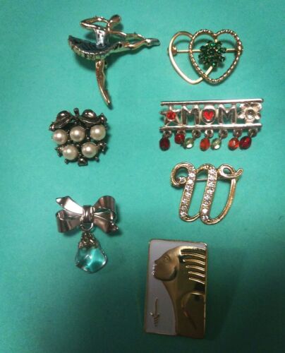 Lot Of Seven Vintage Pins Brooches, pearls, Rhinestones, enamel