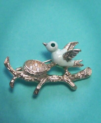 Vintage Gerry's Pin Brooch Bird In A Nest