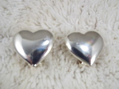 Silvertone HEART Clip-on Earrings (C29)