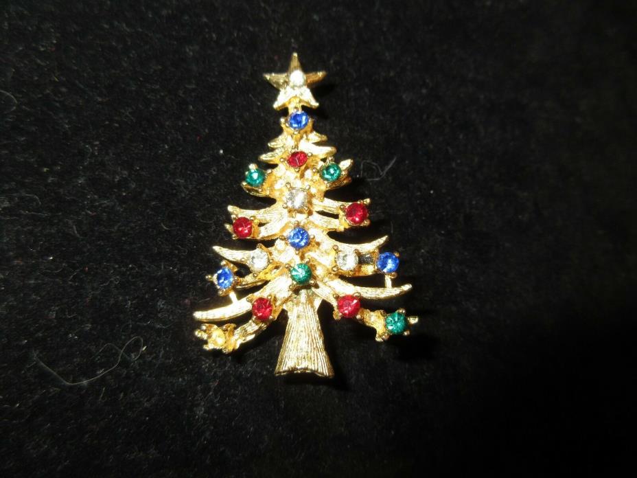 LJM Signed Vintage Pin Brooch Rhinestone Crystal Christmas Tree Gold Holiday