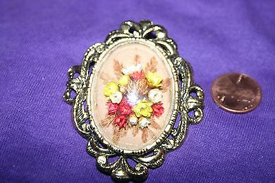 Vintage floral  pin brooch pendant Dried flowers under domed glass