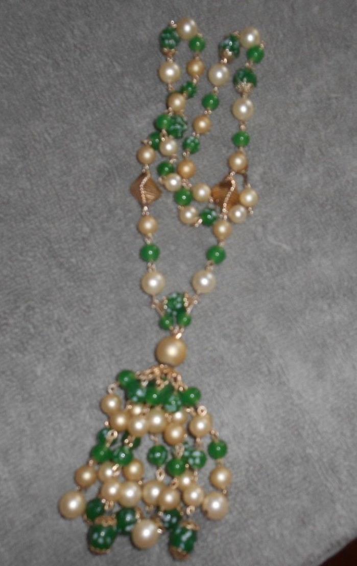VINTAGE - NECKLACE - FAUX PEARL / GREEN BEADS / AND GOLD TONE ACCENTS