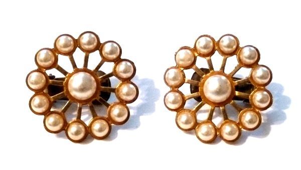 Round Faux Pearl Clip On Back Earrings Gold Plated Costume Fashion Vintage