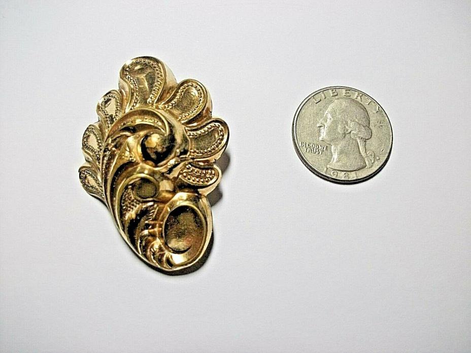 Vintage GOLD PLATED?  Repousse 3D Brooch Pin Antique Art Nouveau-VALENTINE-DAY?