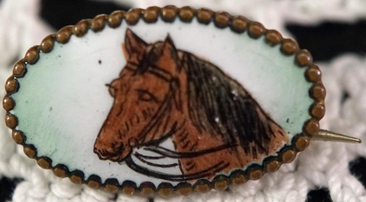 Hand Painted Enamel Metal backed Pin Brooch Bust of Horse Good detail