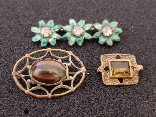 Three Victorian Brooches Green Flowers Yellow Glass and Agate