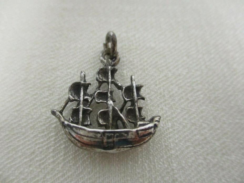 VINTAGE STERLING SILVER TALL SAIL PIRATE SHIP CHARM 3/4