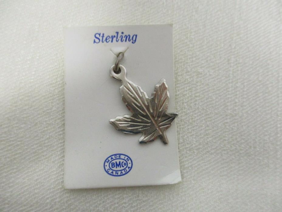 VINTAGE BM CO CANADA STERLING SILVER MAPLE LEAF CHARM ~ MINT ON CARD