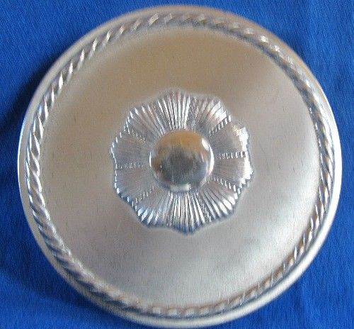 VINTAGE REX FIFTH AVENUE ROUND  POWDER COMPACT STERLING SILVER
