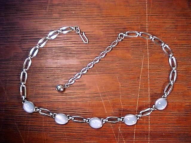 VINTAGE STERLING SILVER MOONSTONE CABOCHON NECKLACE SIGNED 