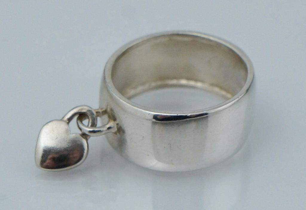 Vintage Sterling Silver Dangle Heart Ring Band Charm Dangling Sz 8.5