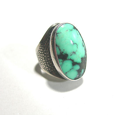 VINTAGE LARGE WIDE KWS SIGNED ARTISAN STUDIO STERLING SILVER TURQUOISE RING