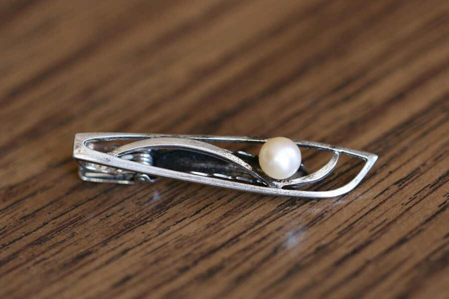 Vintage K. MIKIMOTO Tokyo Sterling Silver and 7mm Pearl Tie Clip Clasp