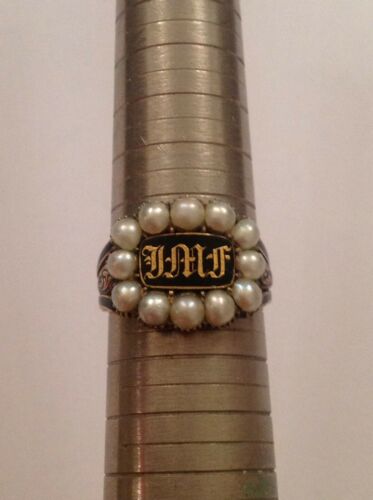 Fine Georgian 15ct Gold Black Enamel & Natural Seed Pearl Set Mourning Ring