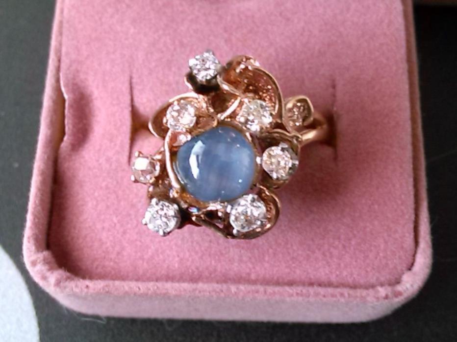 Ladies Vintage Star Sapphire cocktail ring