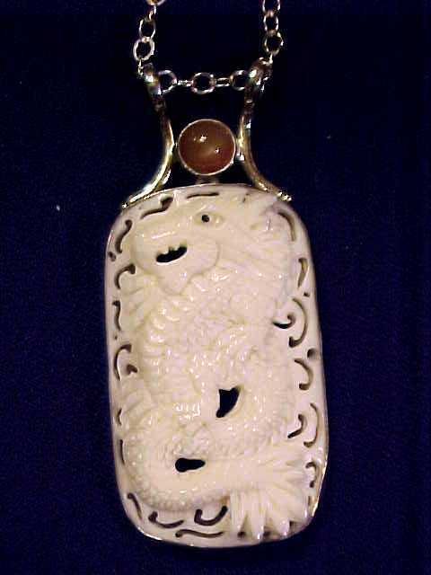 EXCEPTIONAL WELL CARVED VINTAGE STERLING CATTLE BONE DRAGON PENDANT NECKLACE