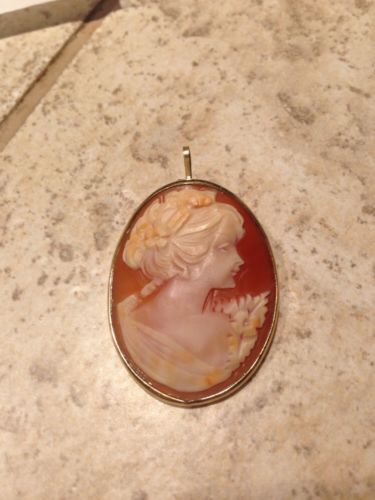 Vintage Shell Cameo 14k yellow gold frame not scrap for broach or pendant