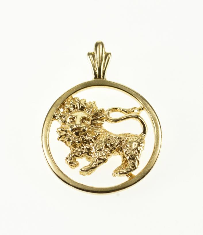 14K High Relief Round Stylized Lion Pendant Yellow Gold  *16